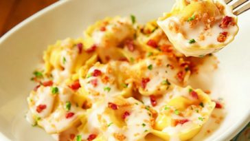 What is tortellini Olive Garden?