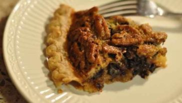 What kind of pies does Cracker Barrel have?