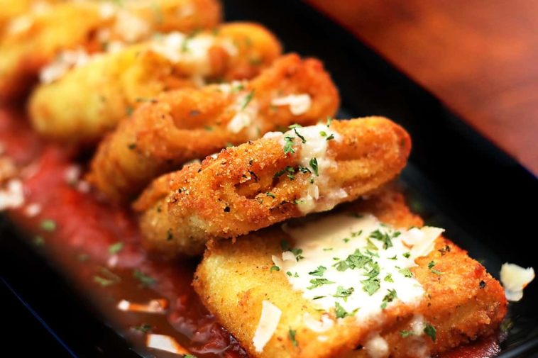 What meat is in the Olive Garden lasagna?