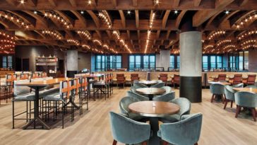 What restaurant does Willie Nelson own?