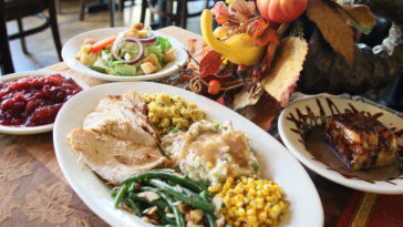 What restaurants make Thanksgiving dinner?
