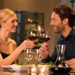 What should you not wear on a first date?