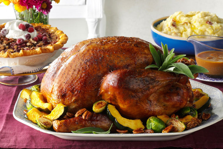 When should I buy my Thanksgiving turkey?