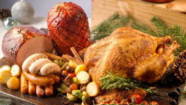 Which is more popular on Thanksgiving turkey or ham?