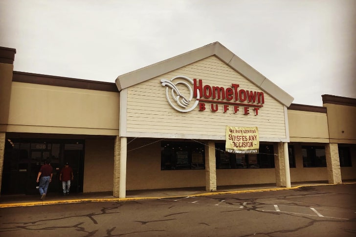 Why did the Hometown Buffet close?