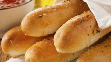 Why do people like Olive Garden breadsticks?
