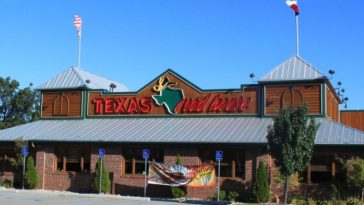 Why is Texas Roadhouse so popular?