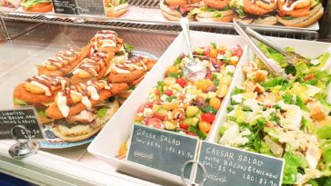 Why you should never eat at a buffet?