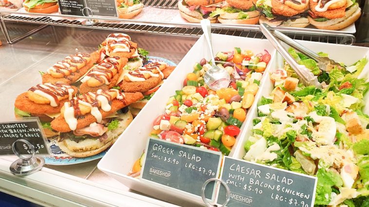 Why you should never eat at a buffet?