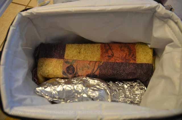 Will a Styrofoam cooler keep food hot?