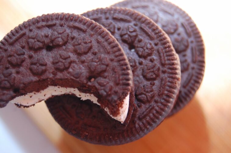 Are Starbucks cookie crumble vegan?