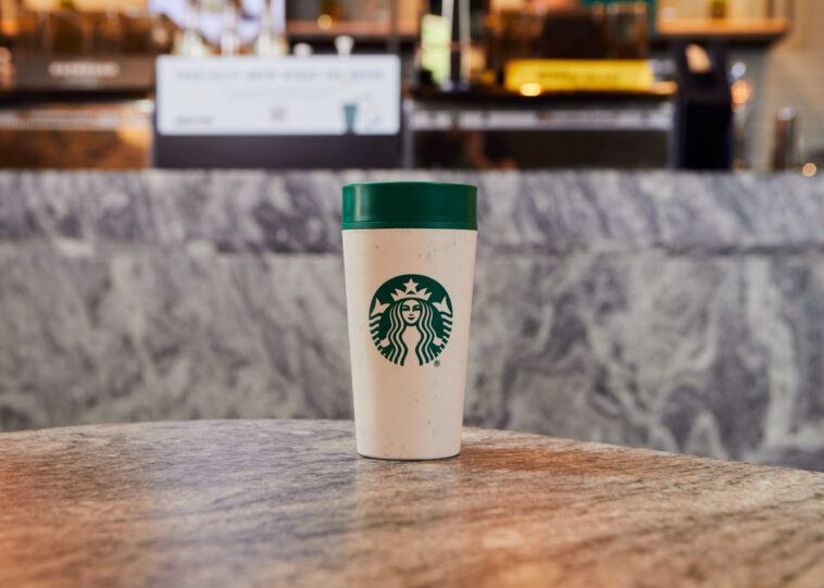 Can Starbucks use reusable cups?