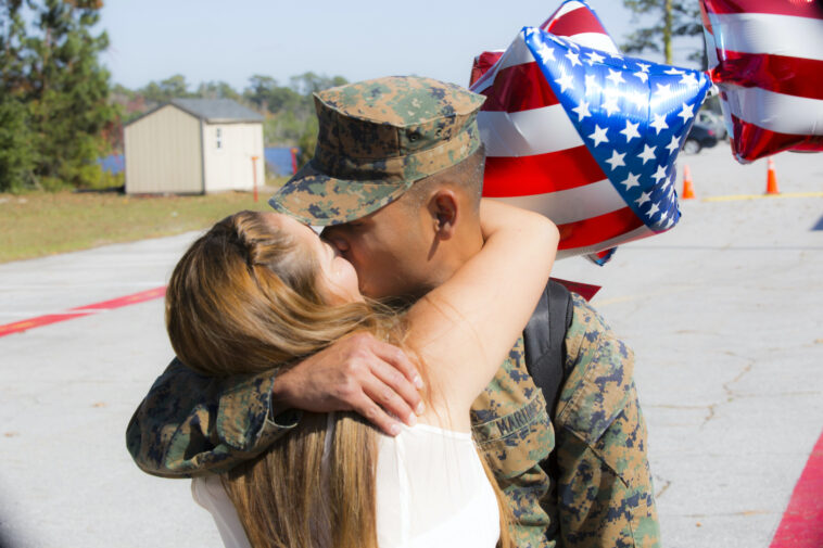 Can a girlfriend live on army base?