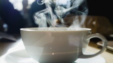 Can coffee keep you awake for days?