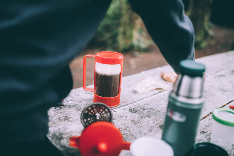 Can you bring your own cup to 7/11 for coffee?