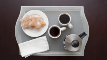 Can you get a caffeine-free pink drink?