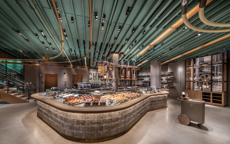 Can you go in Starbucks Reserve in Chicago?