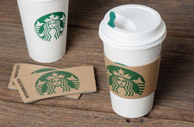 Can you place a pickup order at Starbucks?