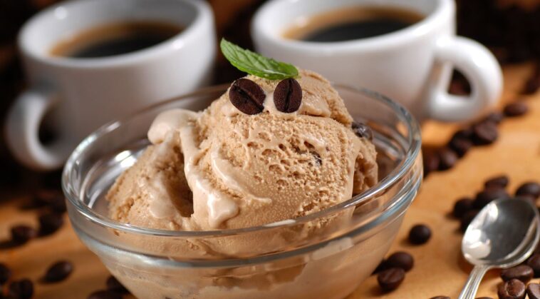 Can you put ice cream in coffee?