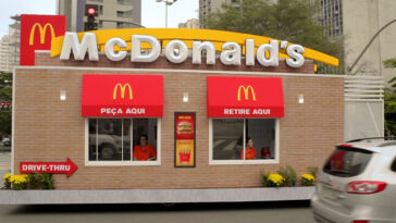 Can you use McDonald's app deals in drive-thru?