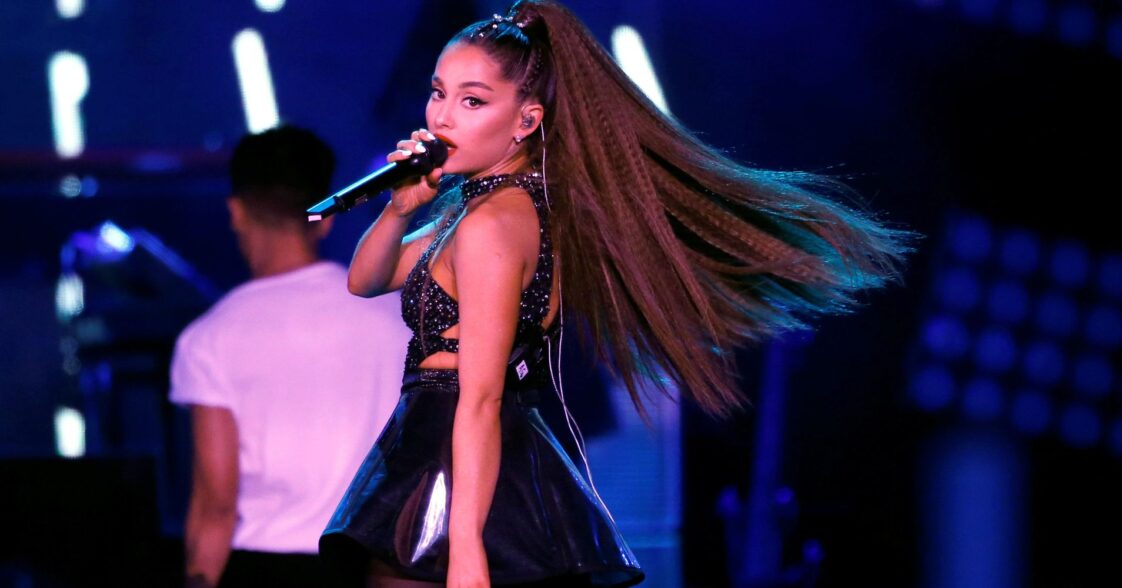 Did Ariana Grande change her last name?