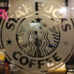 Do Starbucks baristas split tips?