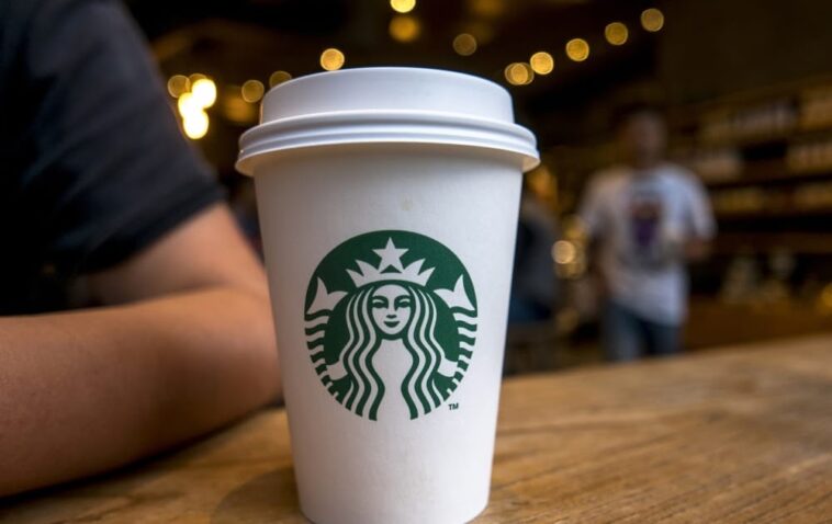 Do Starbucks coffee drinks need to be refrigerated?