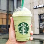 Do frappuccinos at Starbucks have coffee?