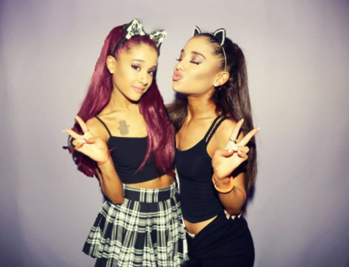 Does Ariana Grande have a sister?