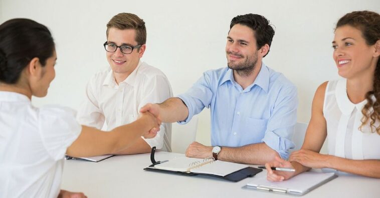 Does Dunkin have an HR department?