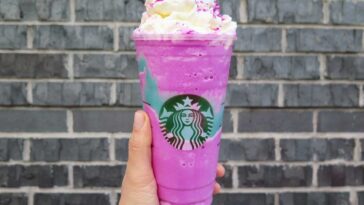 Does Dunkin pink drink taste like Starbucks?