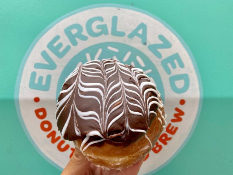 Does Starbucks have Boston cream donuts?