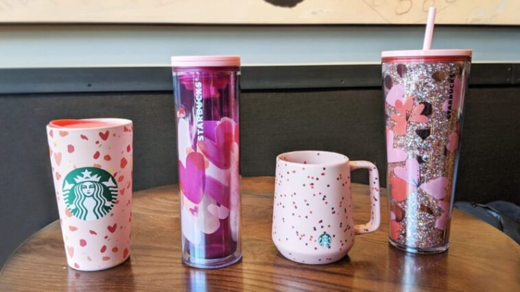 Does Starbucks have Valentine's cups?