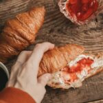 Does Starbucks have ham and cheese croissants?