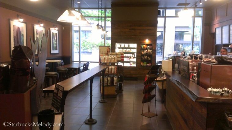 Does Starbucks have table service?