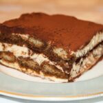 Does Starbucks tiramisu have alcohol?