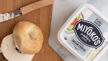 Does Starbucks use Philadelphia cream cheese?