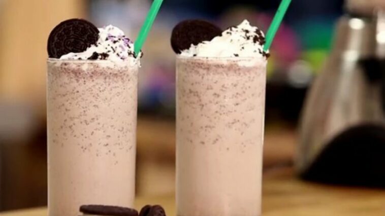Does cookie and cream Frappuccino contain coffee?