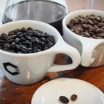 Does dark coffee have less caffeine?