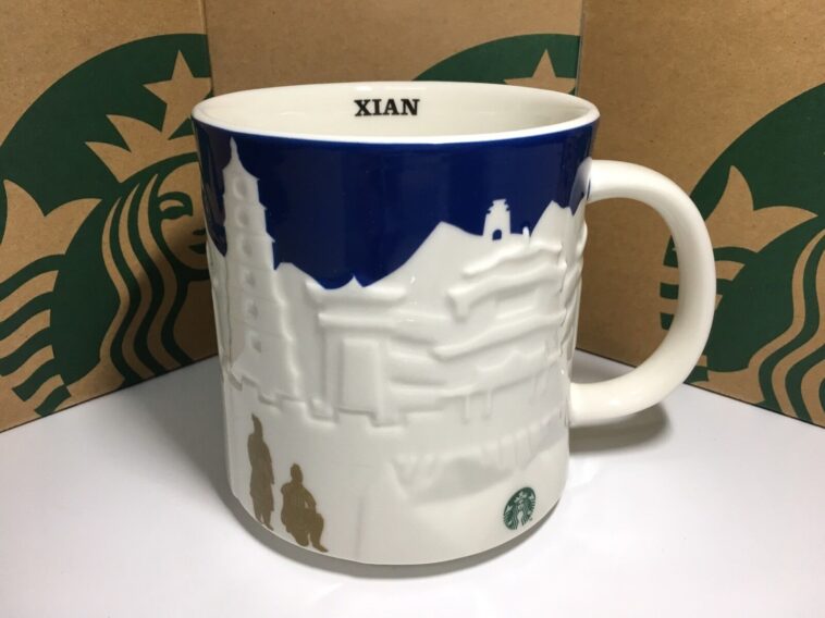Does the original Starbucks have a special mug?