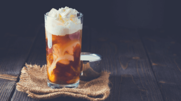 Does vanilla cold foam have sugar?