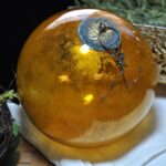 How can you tell a Kugel ornament?