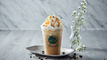 How do I order a healthy iced caramel macchiato?