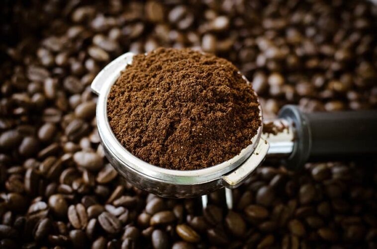 How do they make flavored coffee grounds?