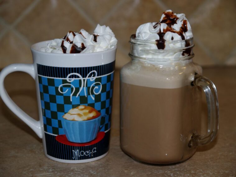 How do you drink a cafe mocha?