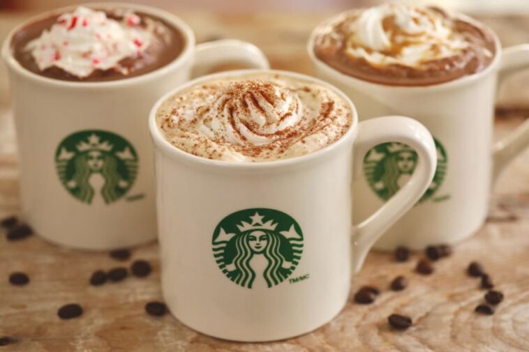 How do you make Starbucks hot bar drinks?