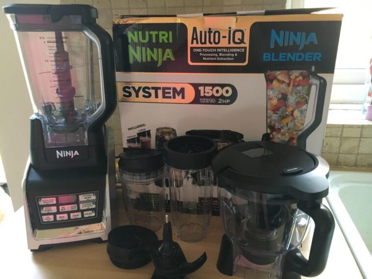 How do you make a frappe in a ninja blender?