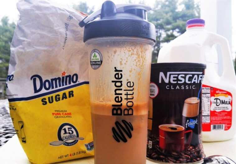 How do you make a frappe in a ninja coffee maker?