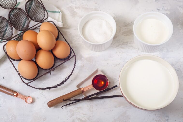 How do you make cream base syrup?