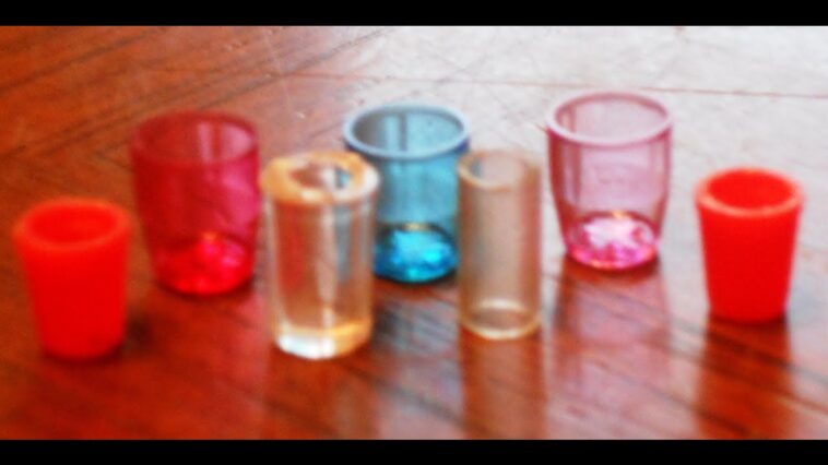 How do you make mini cups?